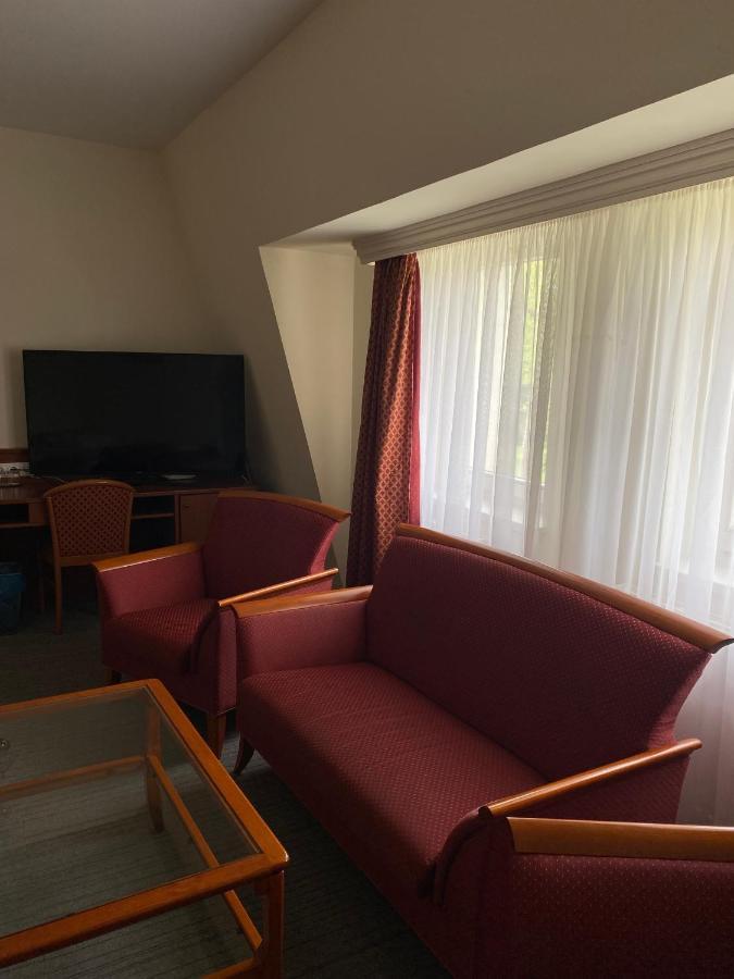 Fonix Hotel Балатонфельвар Екстер'єр фото