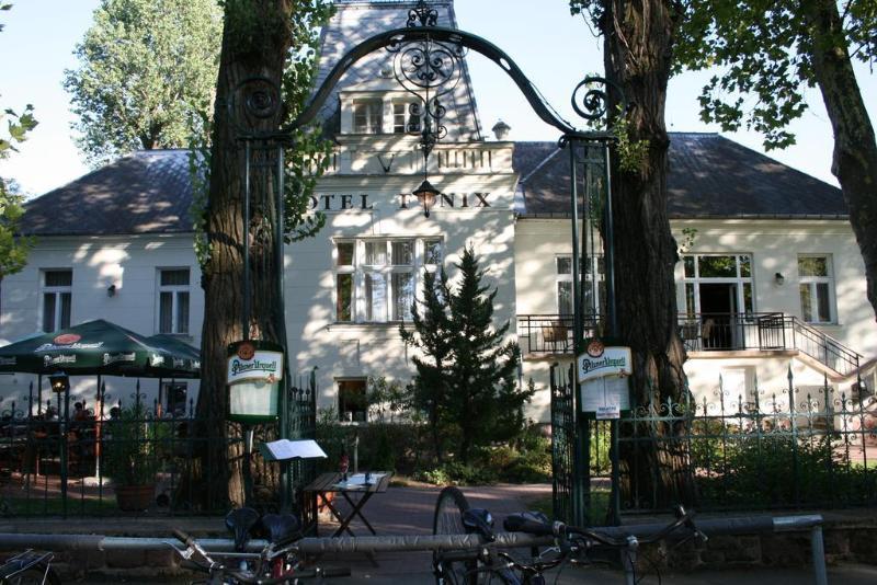 Fonix Hotel Балатонфельвар Екстер'єр фото